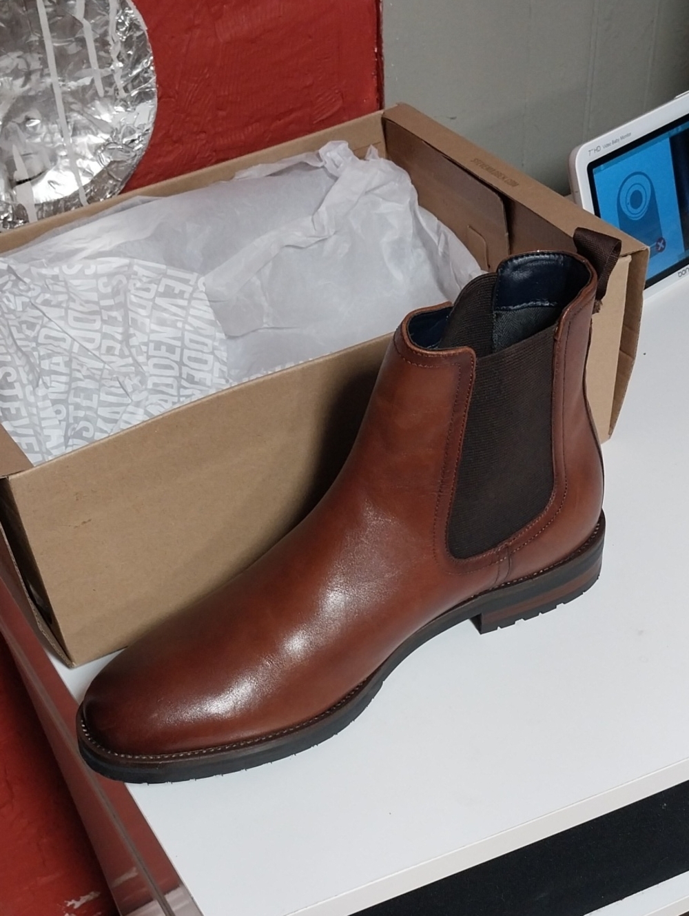 Men's Brown Leather Steven Madden Boot - Classic Slip-On Dress Boot